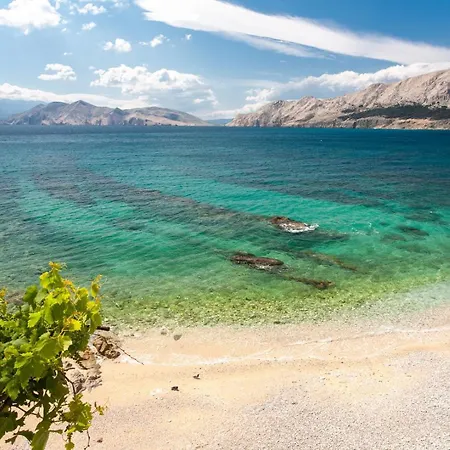 Апартаменты Notch With Sea View